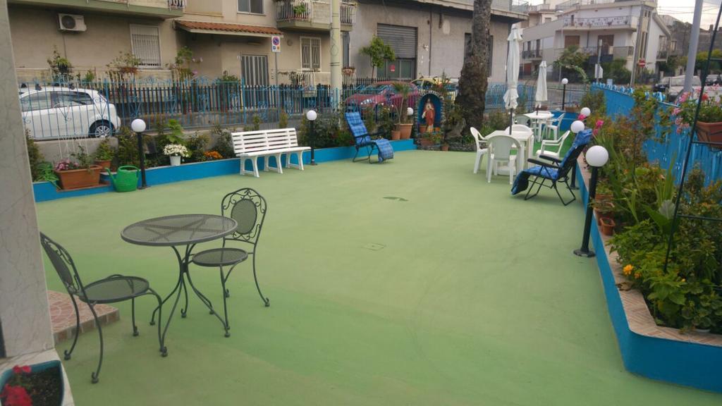Beb I Delfini Di Casa Paola Bed & Breakfast มาสคาลิ ภายนอก รูปภาพ