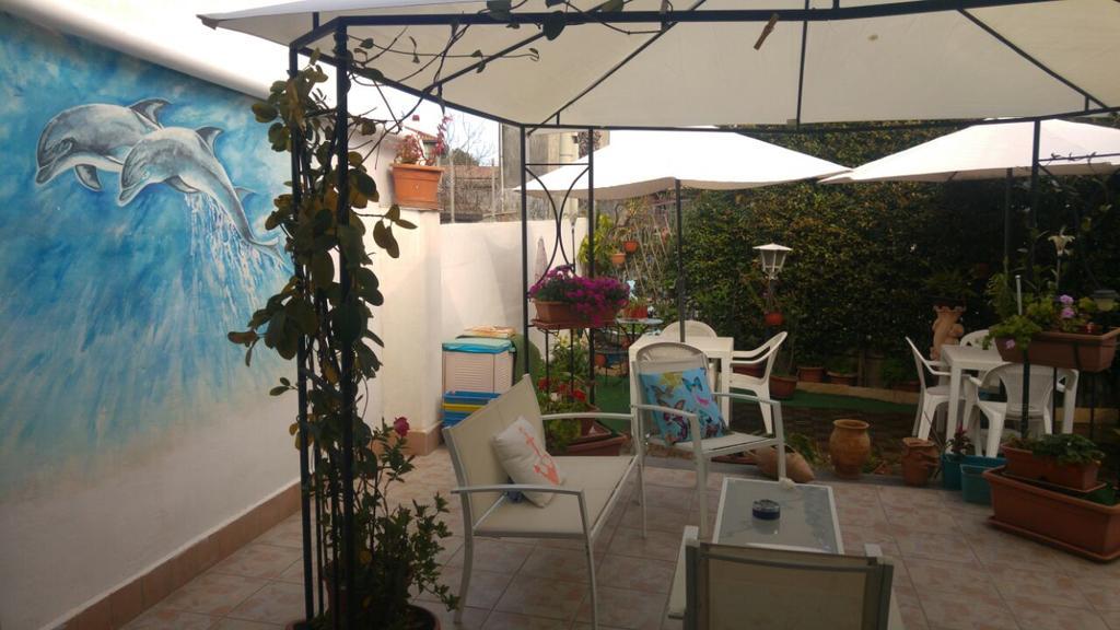 Beb I Delfini Di Casa Paola Bed & Breakfast มาสคาลิ ภายนอก รูปภาพ