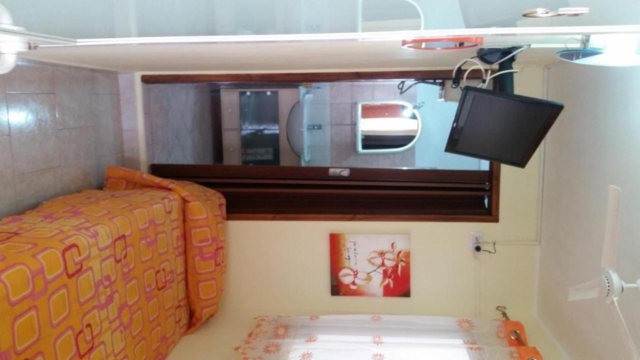 Beb I Delfini Di Casa Paola Bed & Breakfast มาสคาลิ ห้อง รูปภาพ